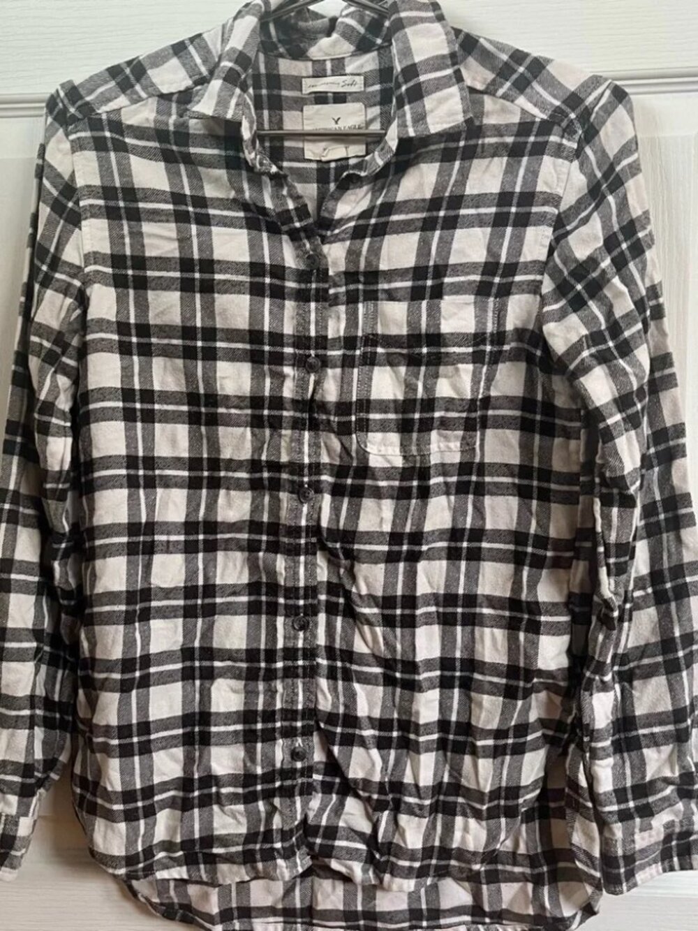 American Eagle Boyfriend Fit Plaid Button Up Shirt